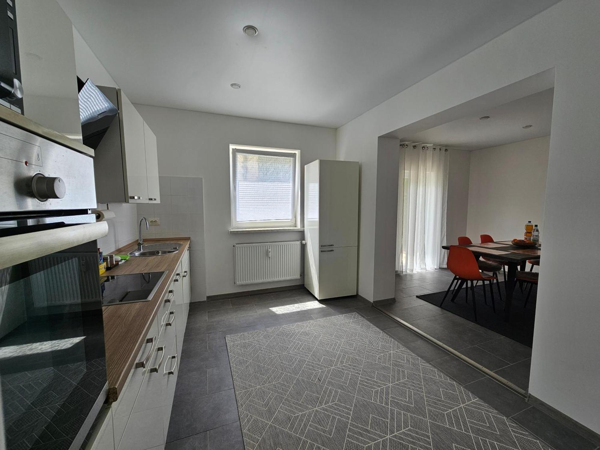 Warburg, Fewo "Sweet Home" 2,5 Zi- Eg-Separater Eingang - Parkplatz - Terasse- Komfortabel,Renoviert エクステリア 写真